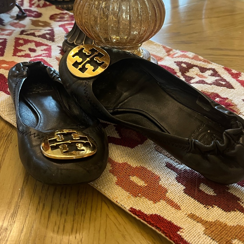 TORY BURCH  Flats with Gold Logo Accent